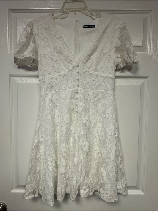 SHEIN Dresses & Skirts - SHEIN White Floral Lace V-Neck Mini Dress